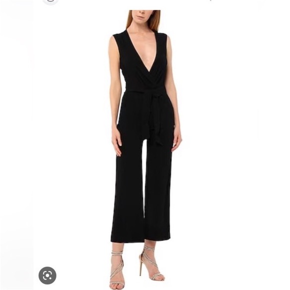 IRO V Neck Jumpsuit w pockets Wide Leg size 10